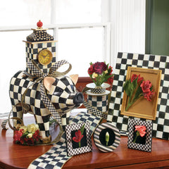 Rosy Check Desk Clock